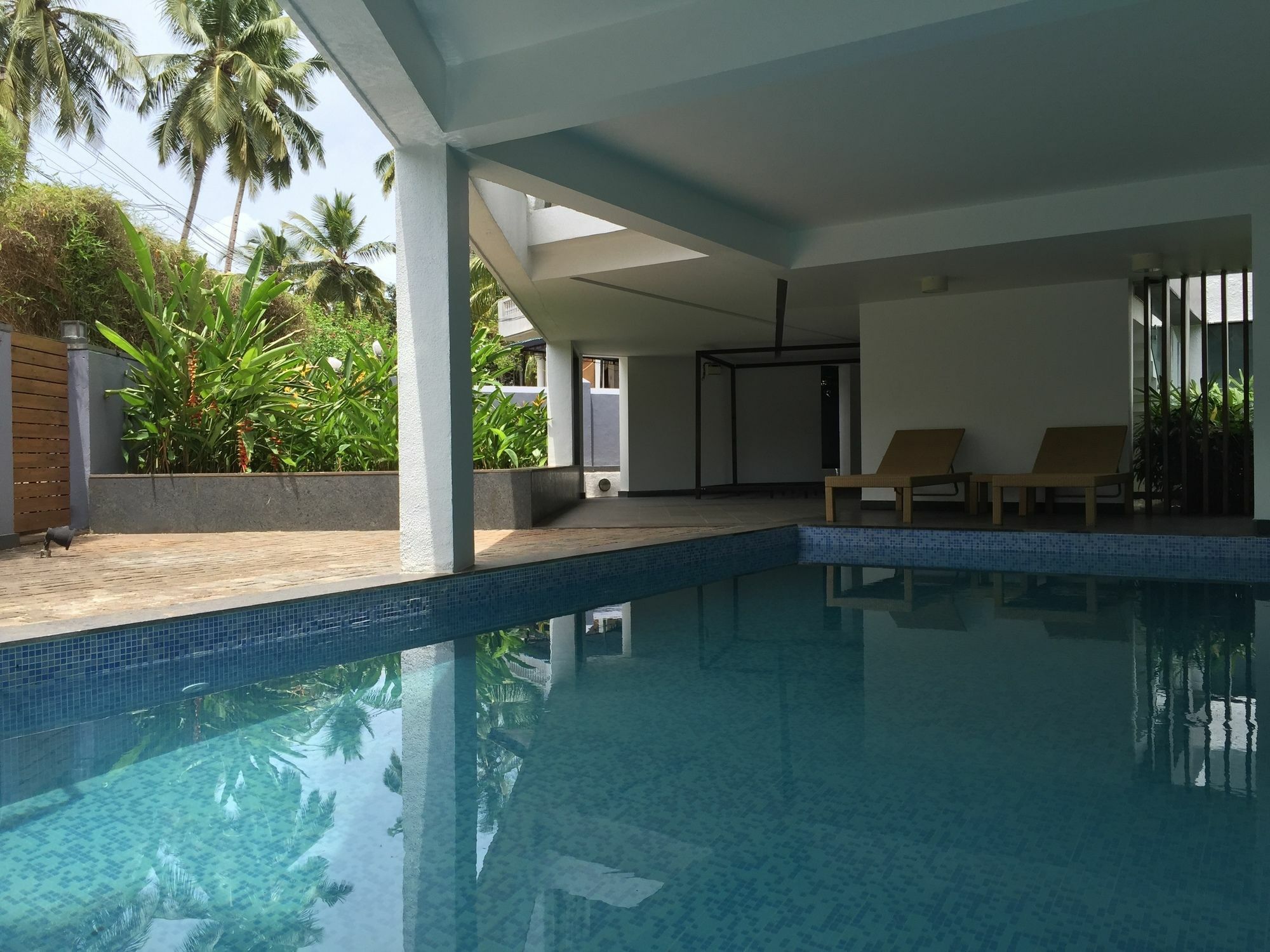 Hotel Calem Grove Candolim Exterior foto