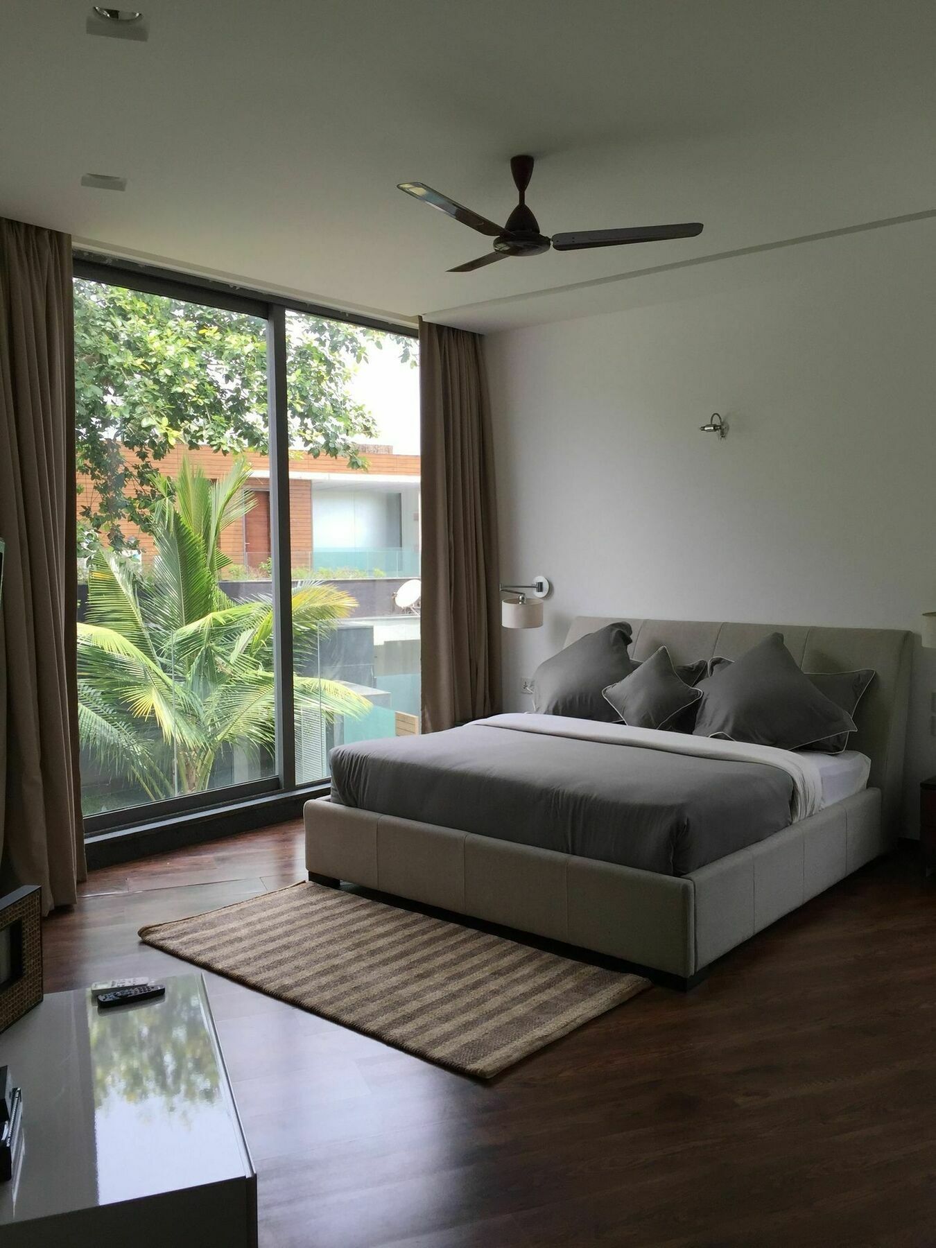 Hotel Calem Grove Candolim Exterior foto